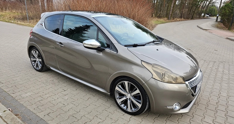 Peugeot 208 cena 28900 przebieg: 198000, rok produkcji 2015 z Stopnica małe 742